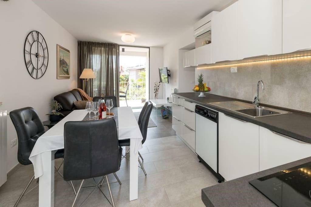 Apartments Medora Rovinj Exterior photo